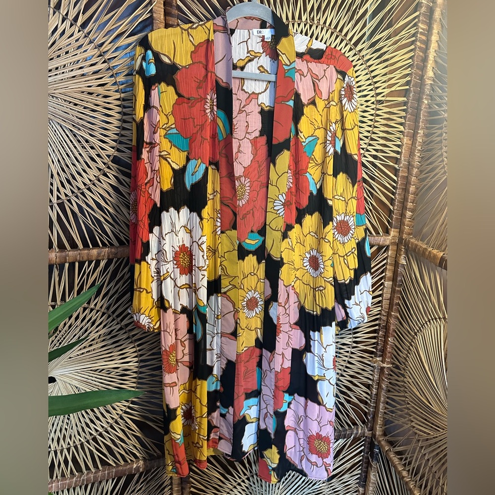 DR2 Multicolor Floral Kimono
